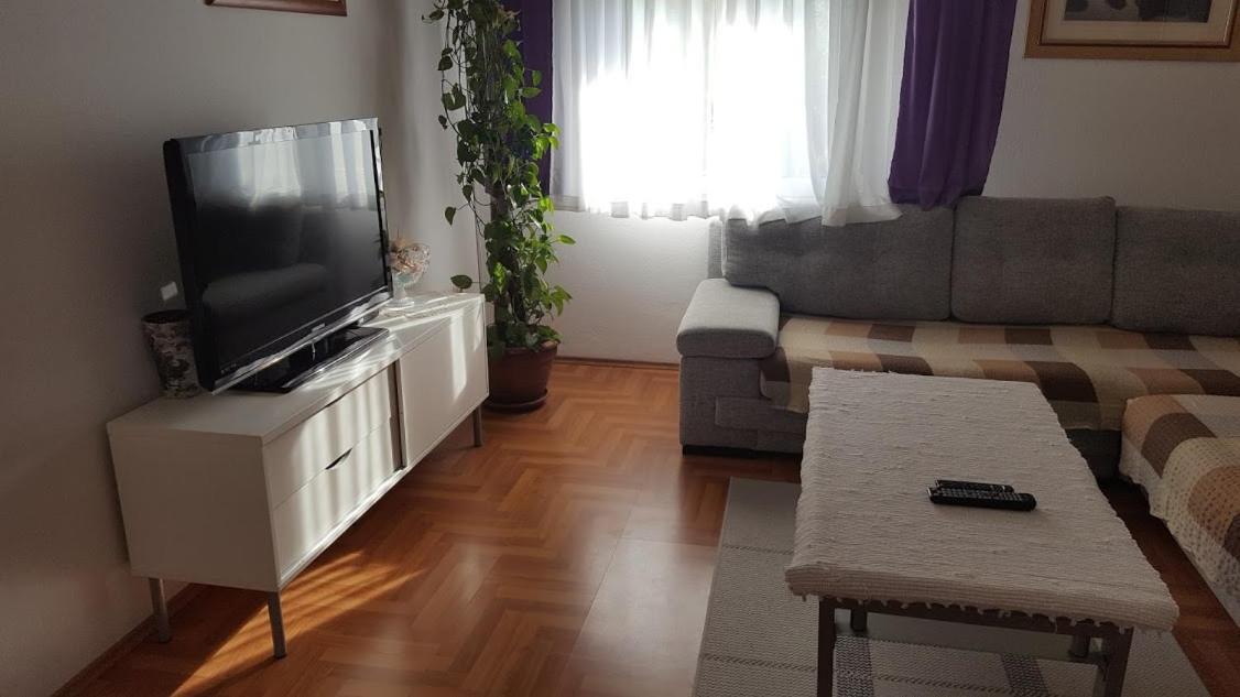 Apartmani Tonci Pag Pag Town Esterno foto
